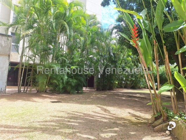 Apartamento en Los Palos Grandes, Caracas – 6