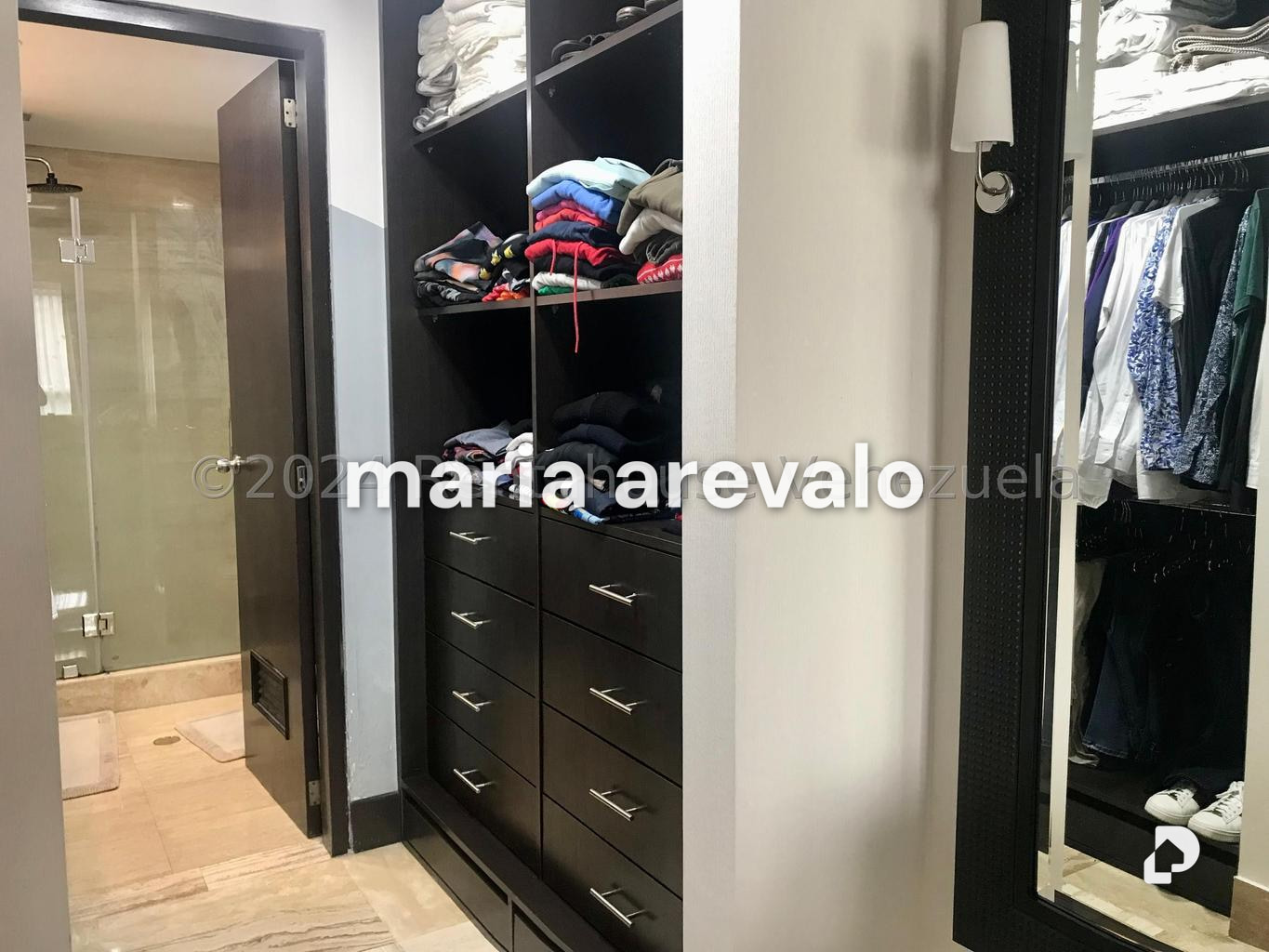 Apartamento en Las Mercedes, Caracas – 12