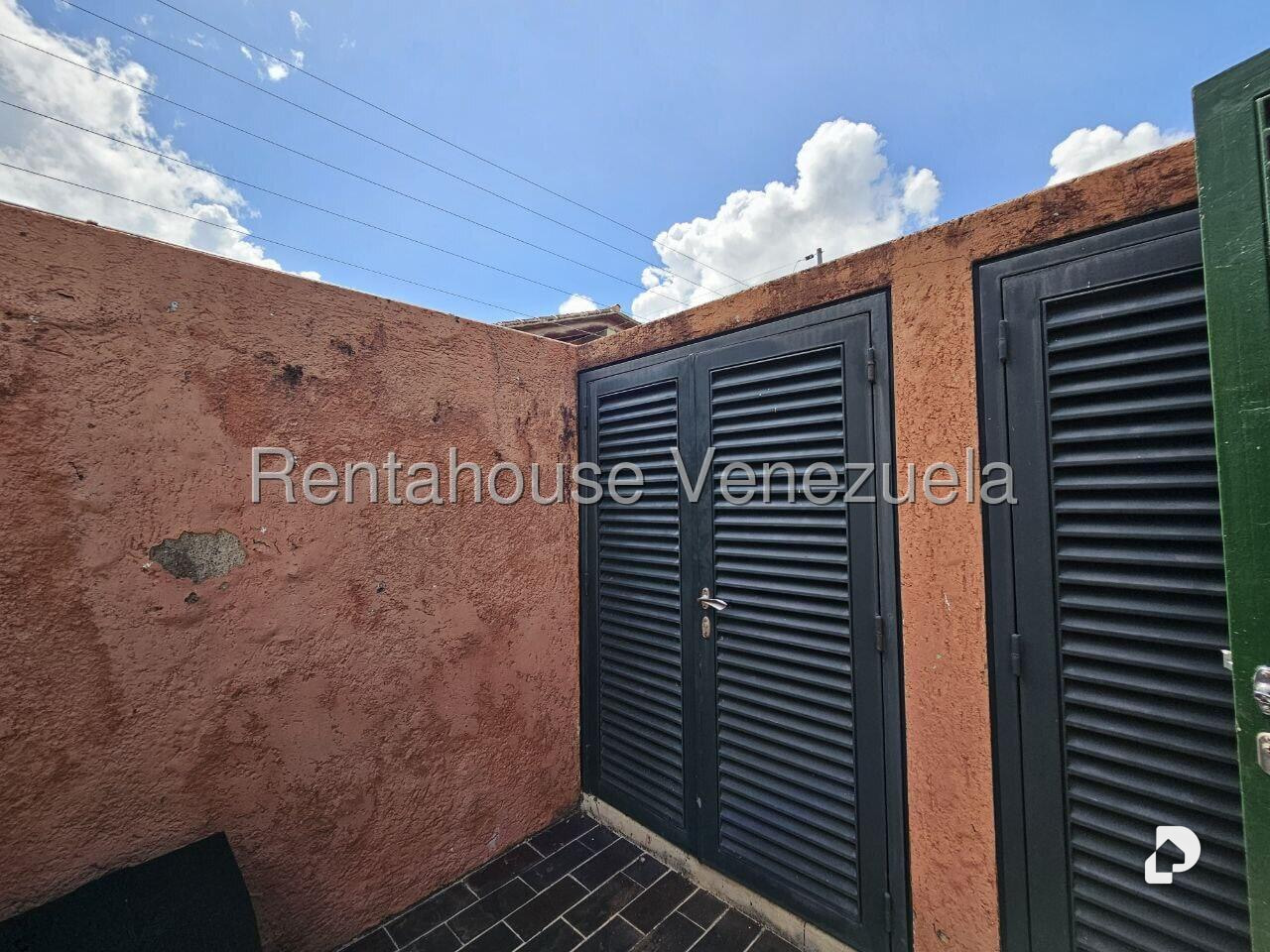 Casa en La Lagunita Country Club, Caracas – 11