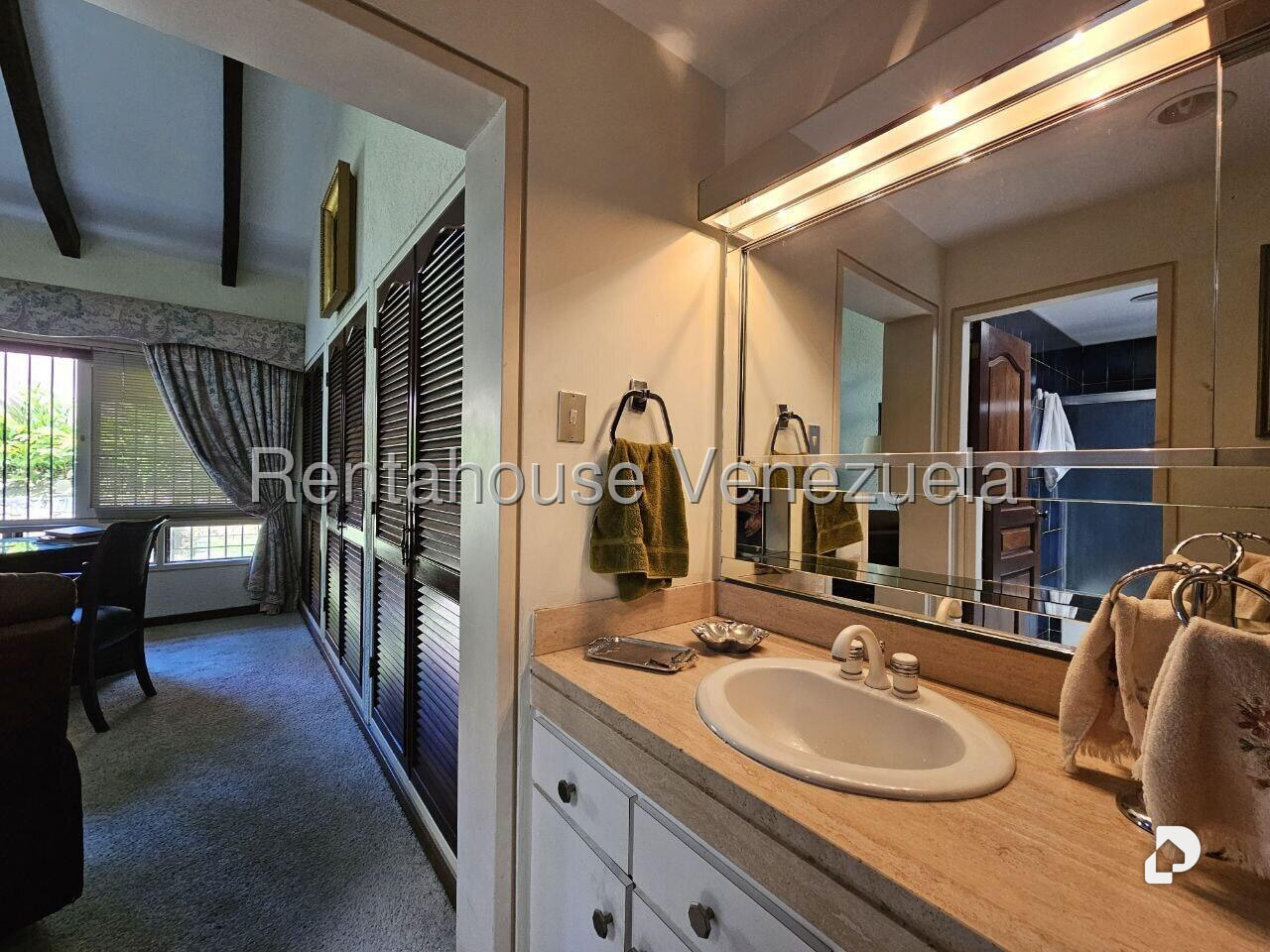 Casa en La Lagunita Country Club, Caracas – 30