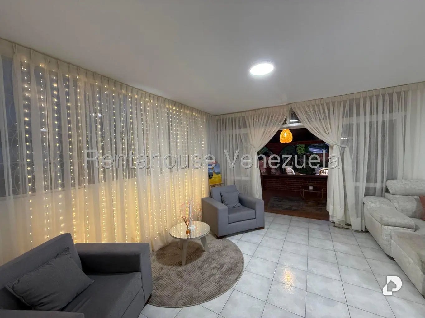Casa en La Boyera, Caracas – 8