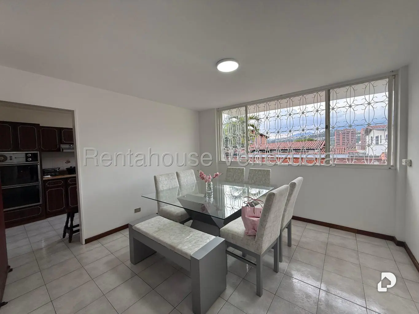 Casa en La Boyera, Caracas – 11
