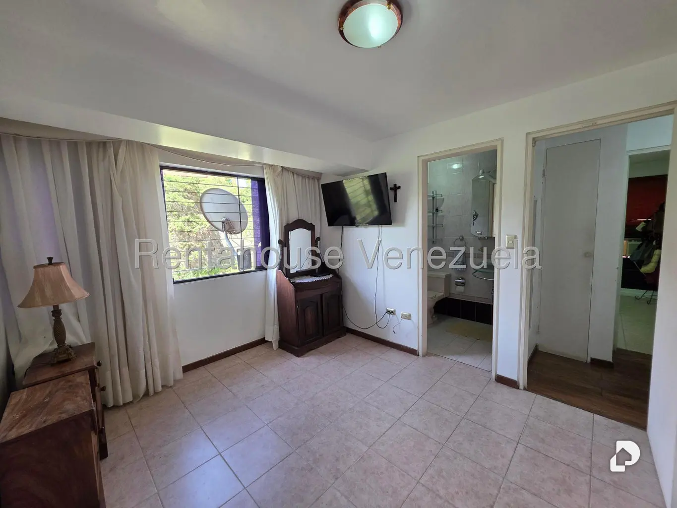Apartamento en La Bonita, Caracas – 18
