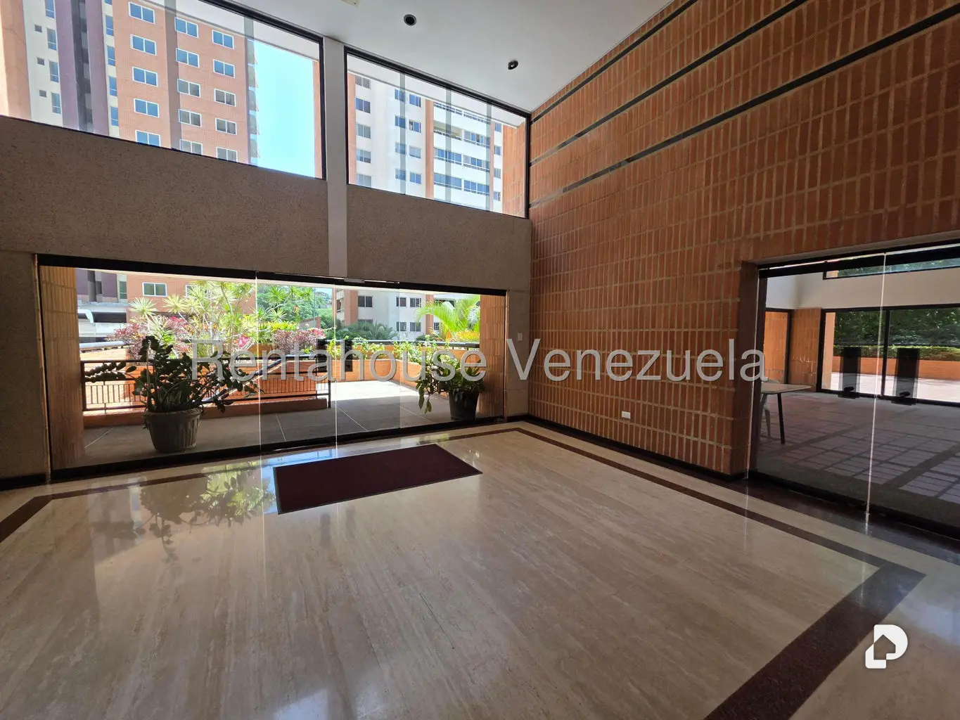Apartamento en La Bonita, Caracas – 30