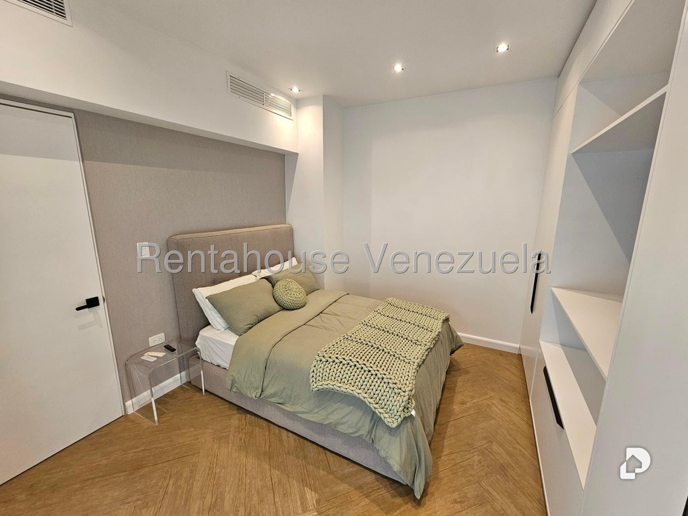 Apartamento en Campo Alegre, Caracas – 15