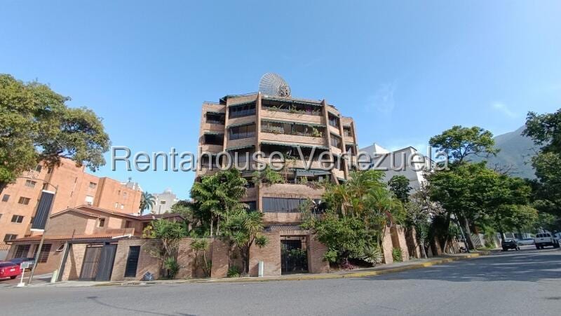 Apartamento en Altamira, Caracas - 1