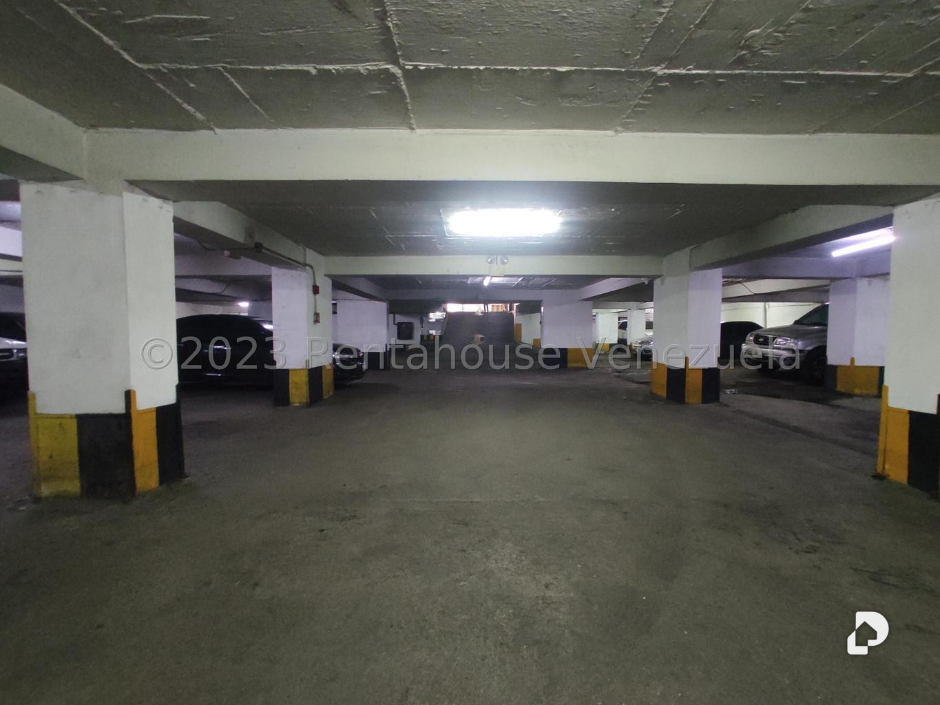Local comercial en Quinta Crespo, Caracas – 9