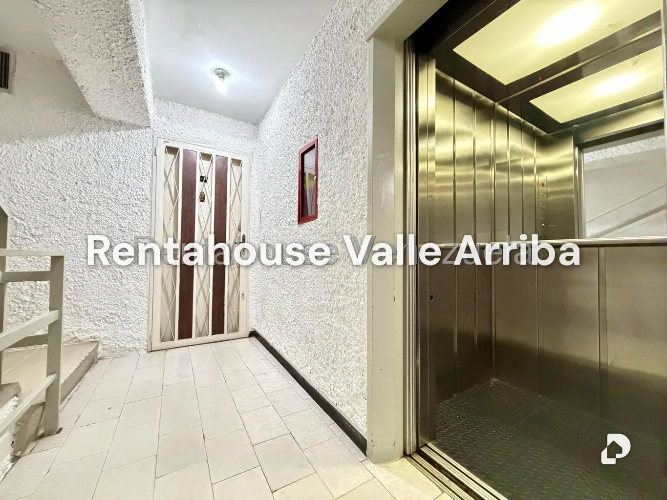 Apartamento en La Urbina, Caracas – 28