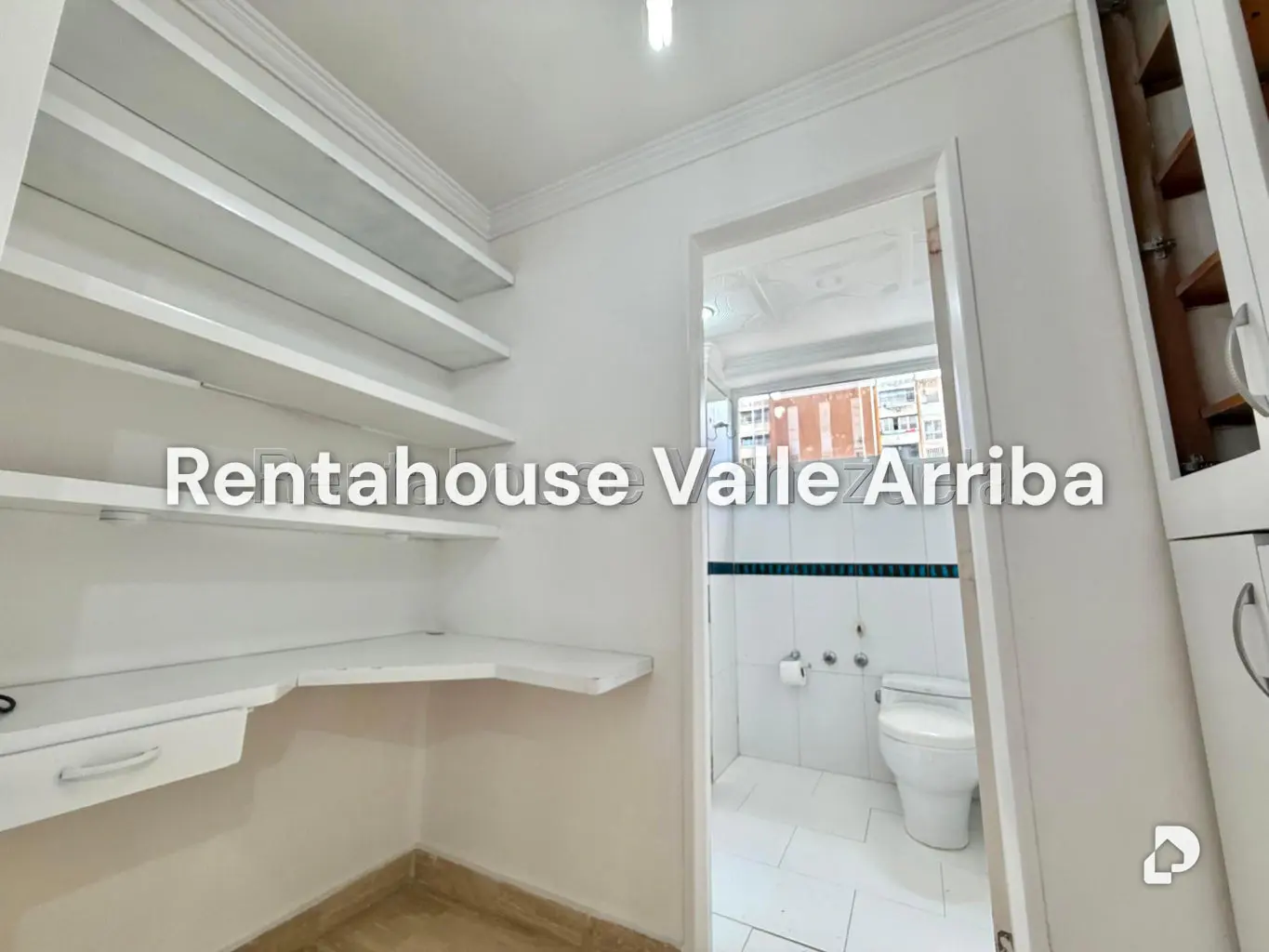 Apartamento en La Urbina, Caracas – 11