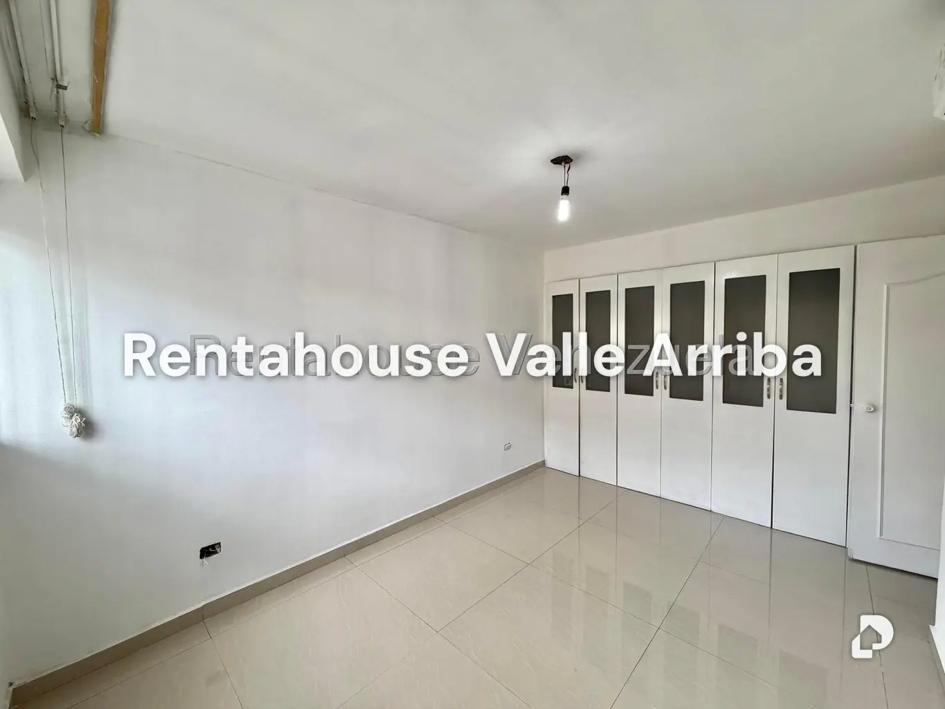 Apartamento en La Urbina, Caracas – 18
