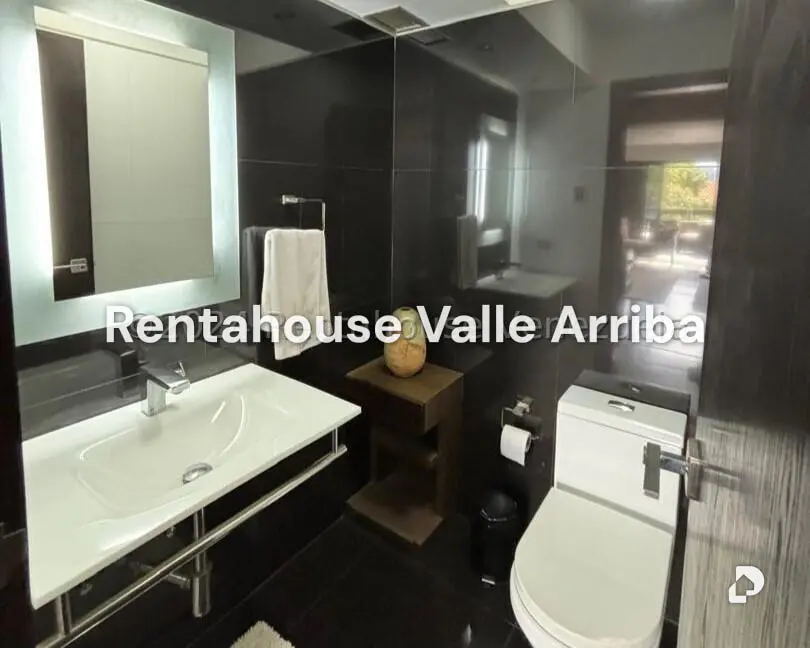Apartamento en Las Mercedes, Caracas – 8
