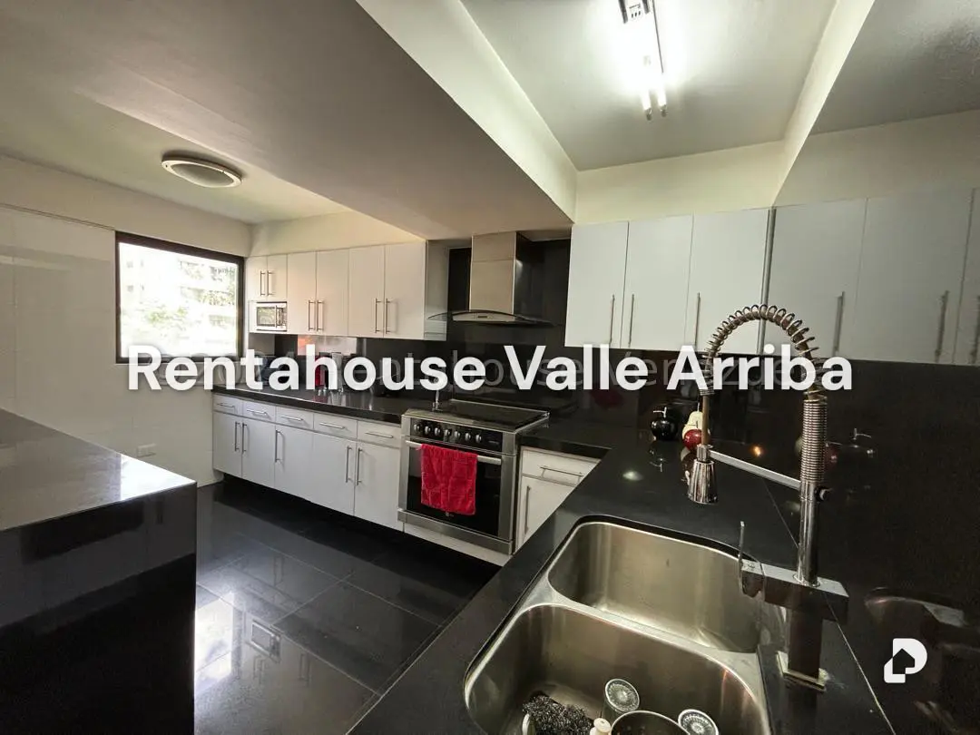 Apartamento en Las Mercedes, Caracas – 10