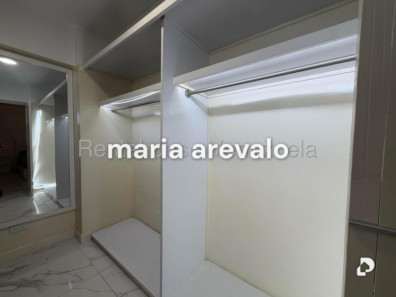 Apartamento en Chuao, Caracas – 13
