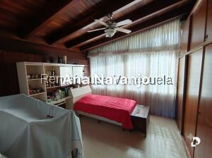 House in Prados del Este, Caracas – 24