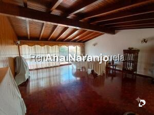 House in Prados del Este, Caracas – 12