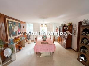 House in Prados del Este, Caracas – 11
