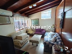 House in Prados del Este, Caracas – 21