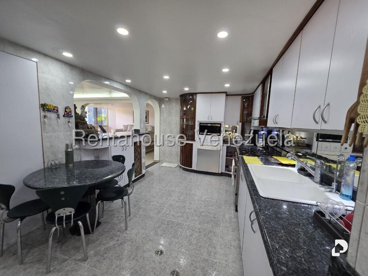 Apartamento en Macaracuay, Caracas – 14