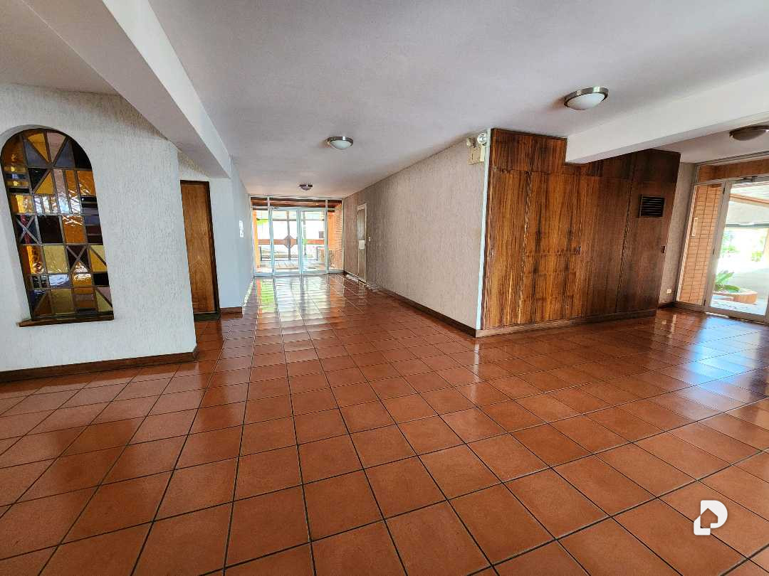 Apartamento en Colinas de Bello Monte, Caracas – 3