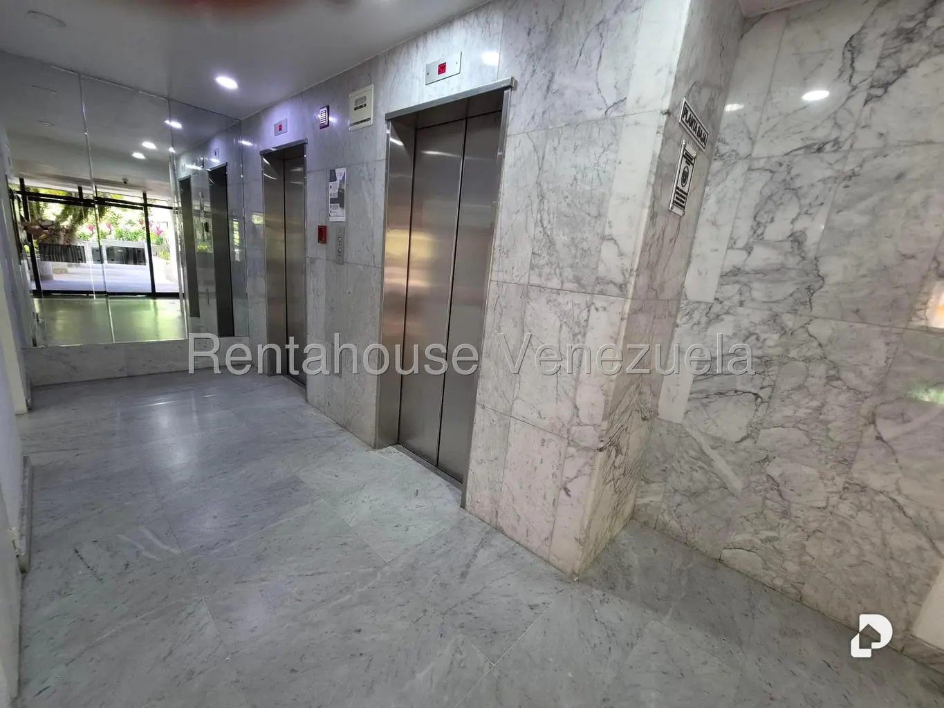 Apartamento en Los Naranjos (del Cafetal), Caracas – 8