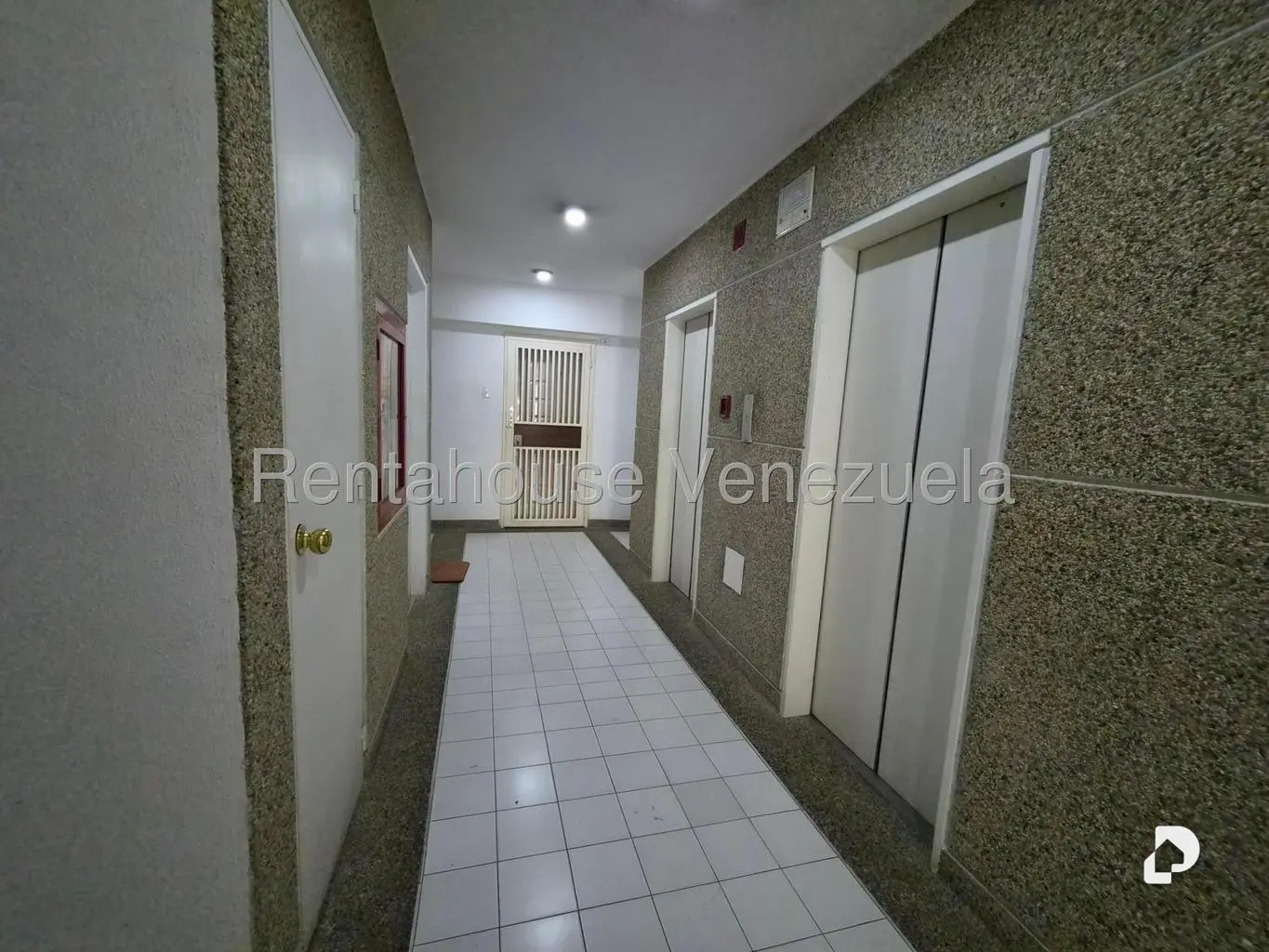Apartamento en Los Naranjos (del Cafetal), Caracas – 9