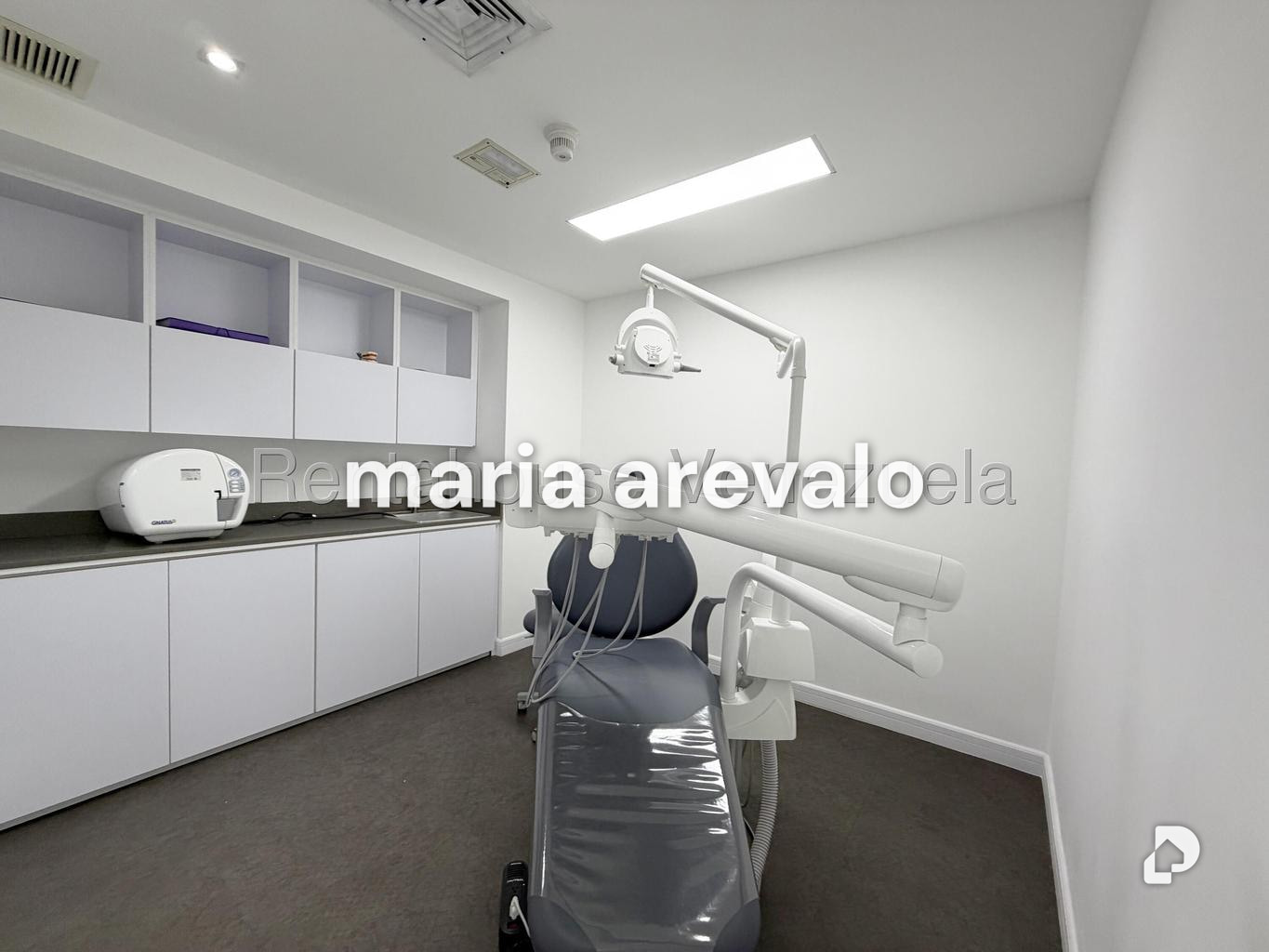 Oficina en Los Palos Grandes, Caracas – 2
