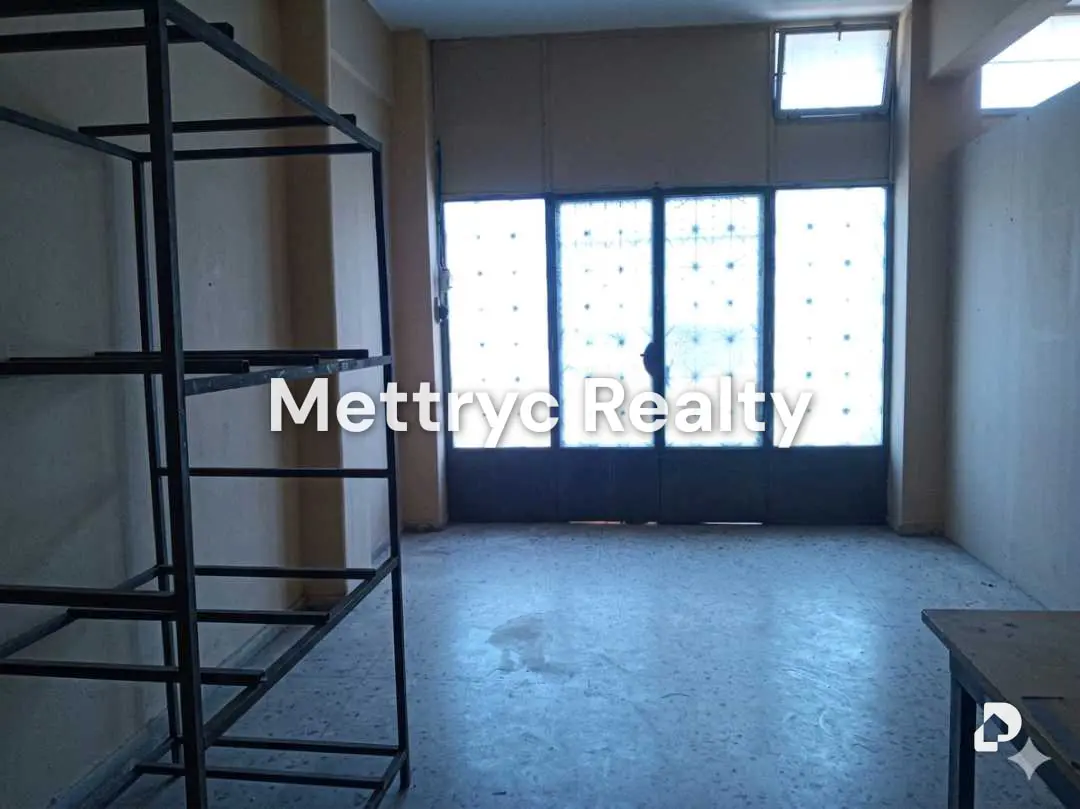 Local comercial en Casco San Blas, Valencia – 9