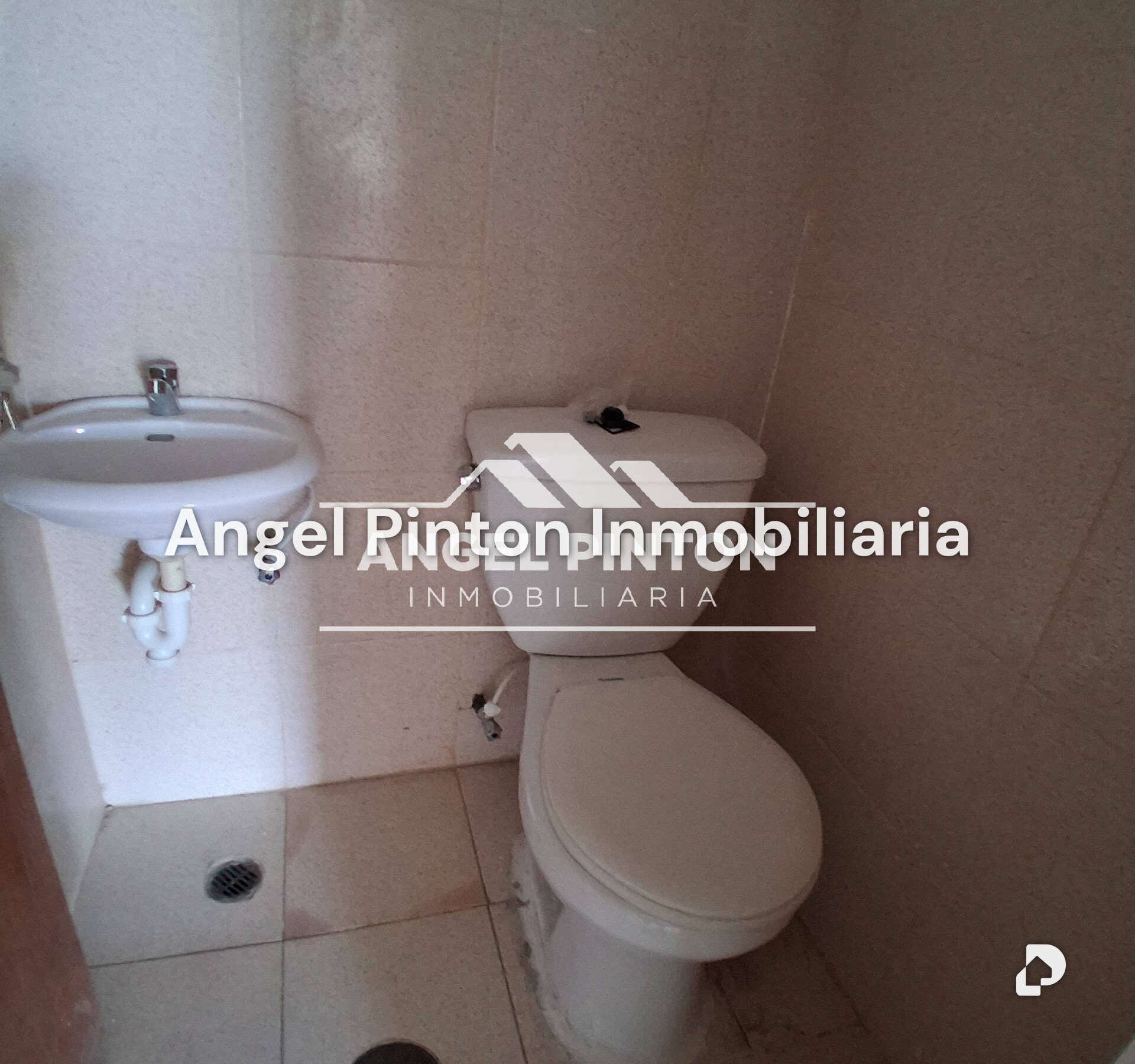 Local comercial en El Portal, Maracaibo – 3