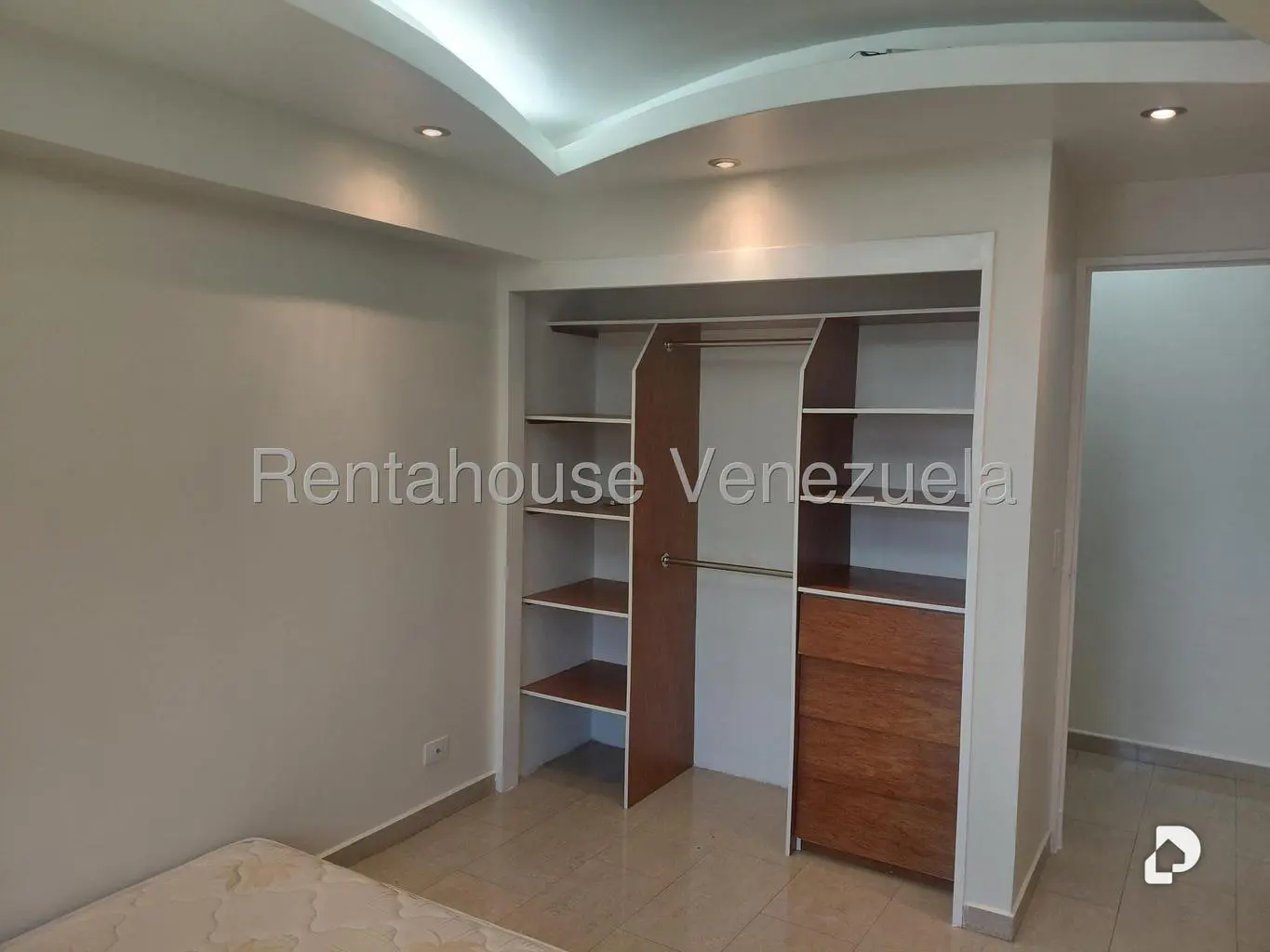 Apartamento en Alto Prado, Caracas – 16