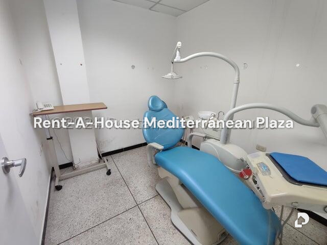 Local comercial en Las Acacias, Valencia – 28