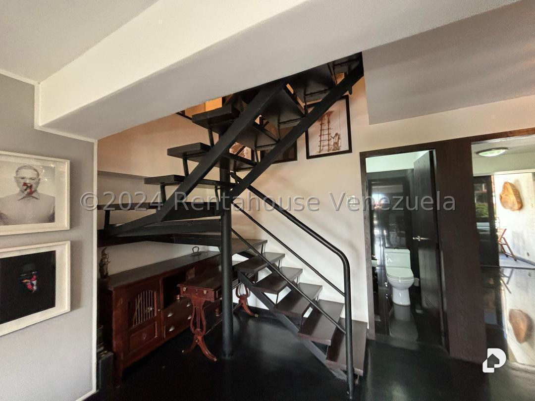 Apartamento en Las Mercedes, Caracas – 18