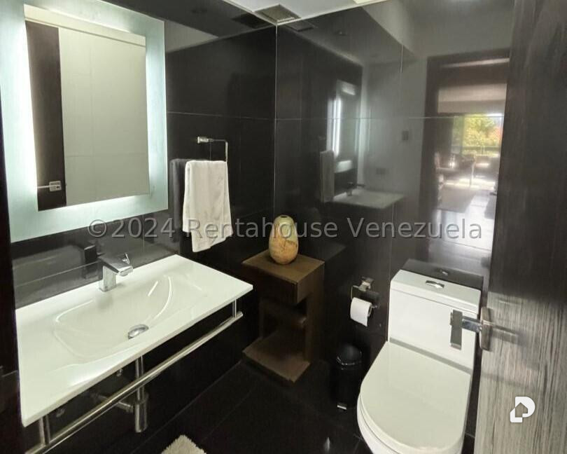 Apartamento en Las Mercedes, Caracas – 8