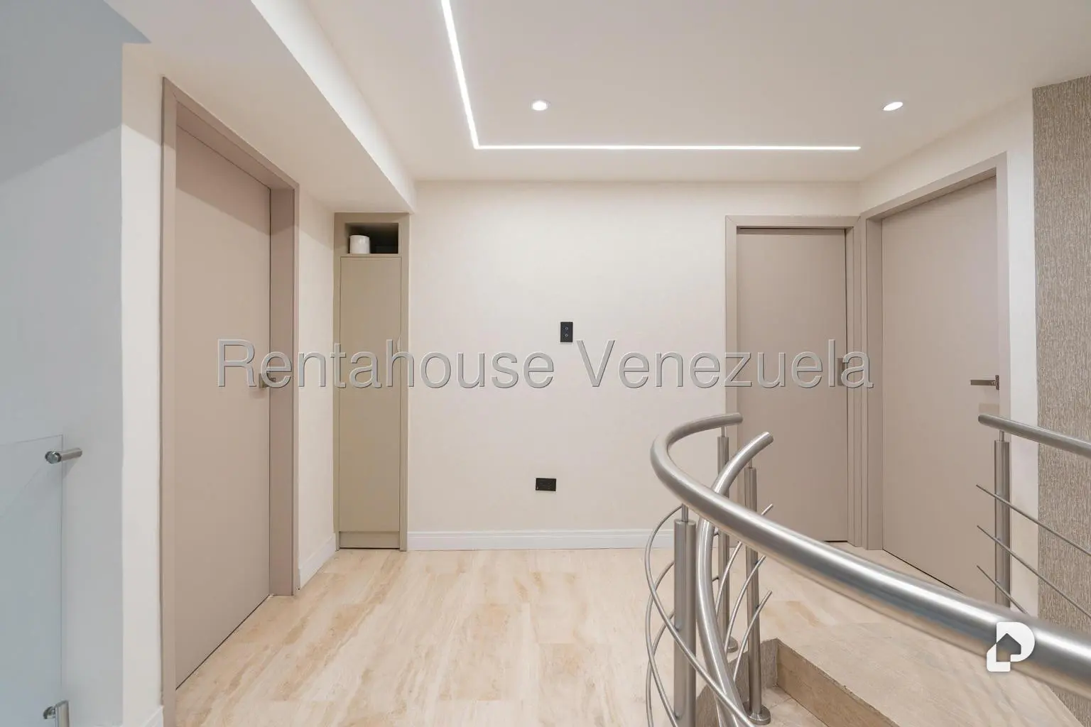 Apartamento en Las Mercedes, Caracas – 28