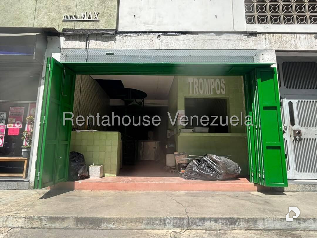 Local comercial en Parroquia La Candelaria, Caracas – 9