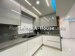 Apartamento en Urbanización Base Aragua, Maracay – 25