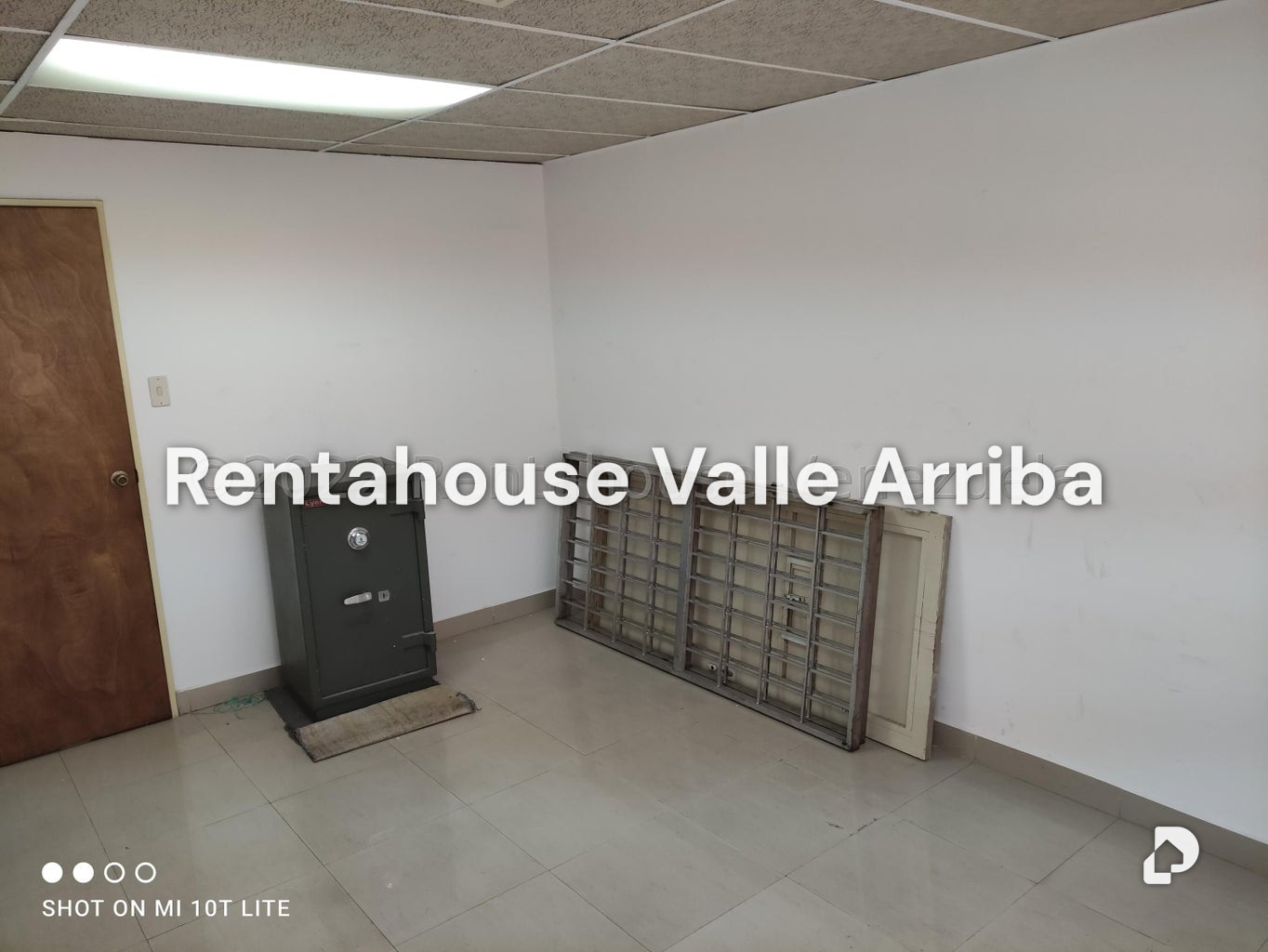 Local comercial en Sabana Grande, Caracas – 23