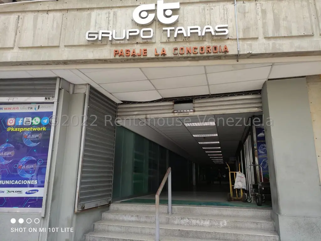 Commercial space in Sabana Grande, Caracas - 1