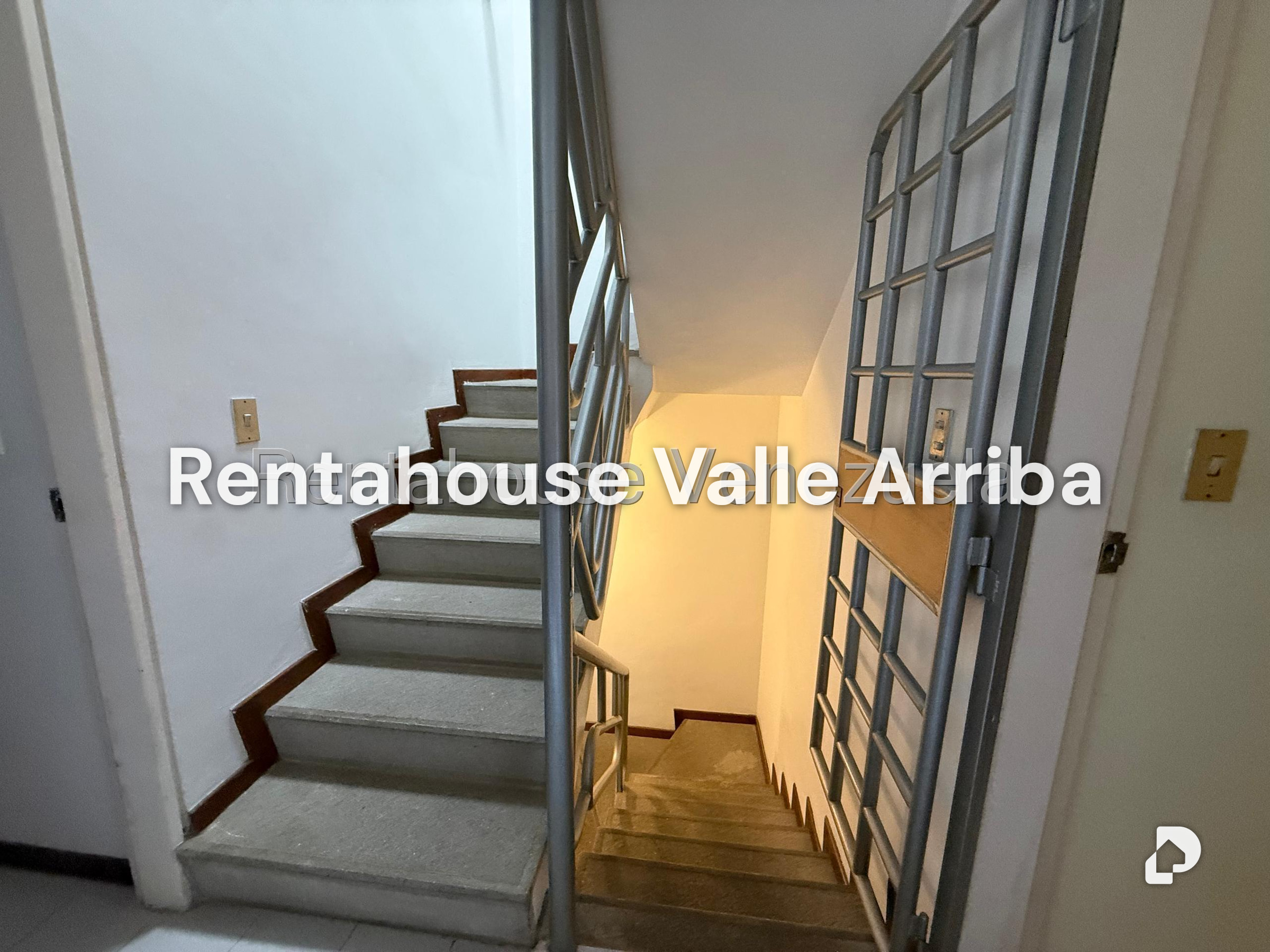 Casa en La Boyera, Caracas – 30