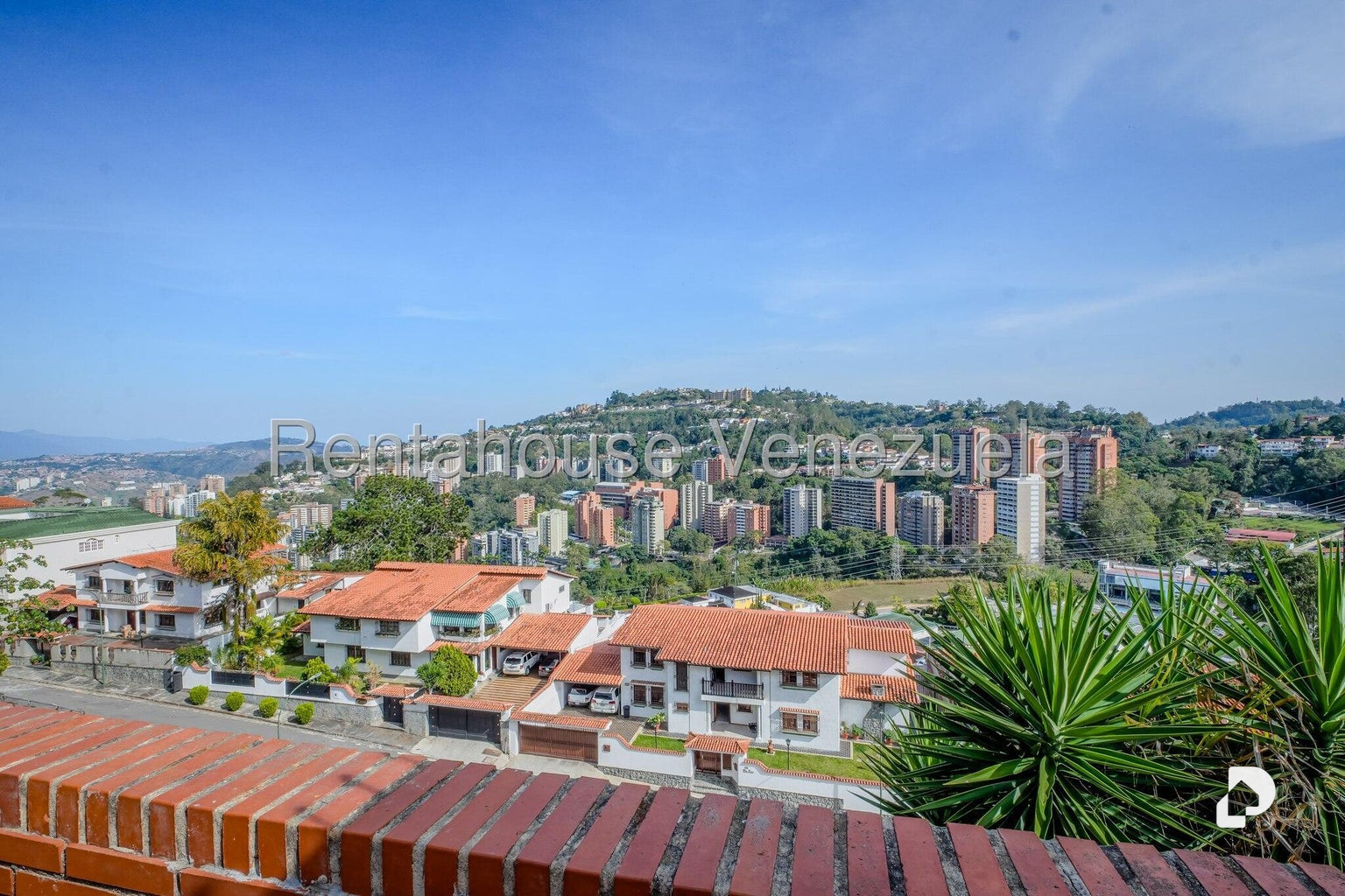 Casa en Los Naranjos (del Cafetal), Caracas – 2