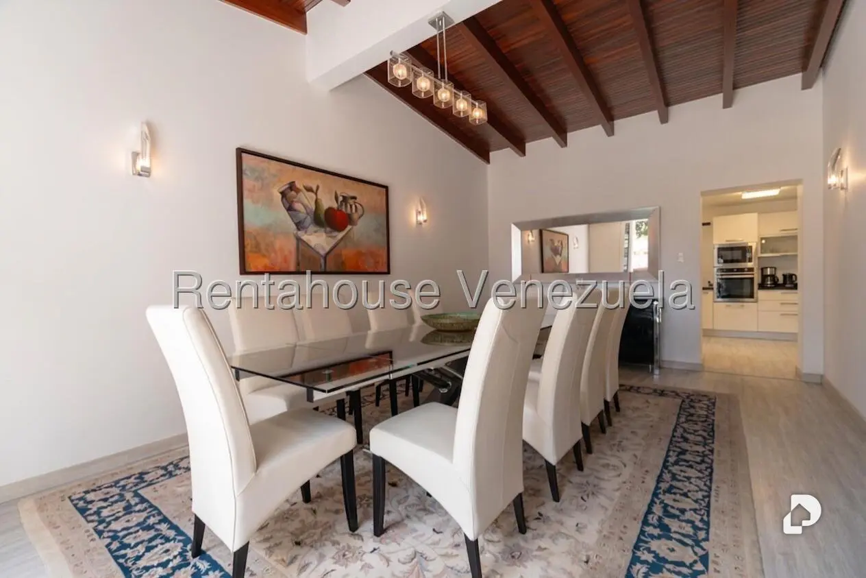 Casa en Santa Fe Norte, Caracas – 13