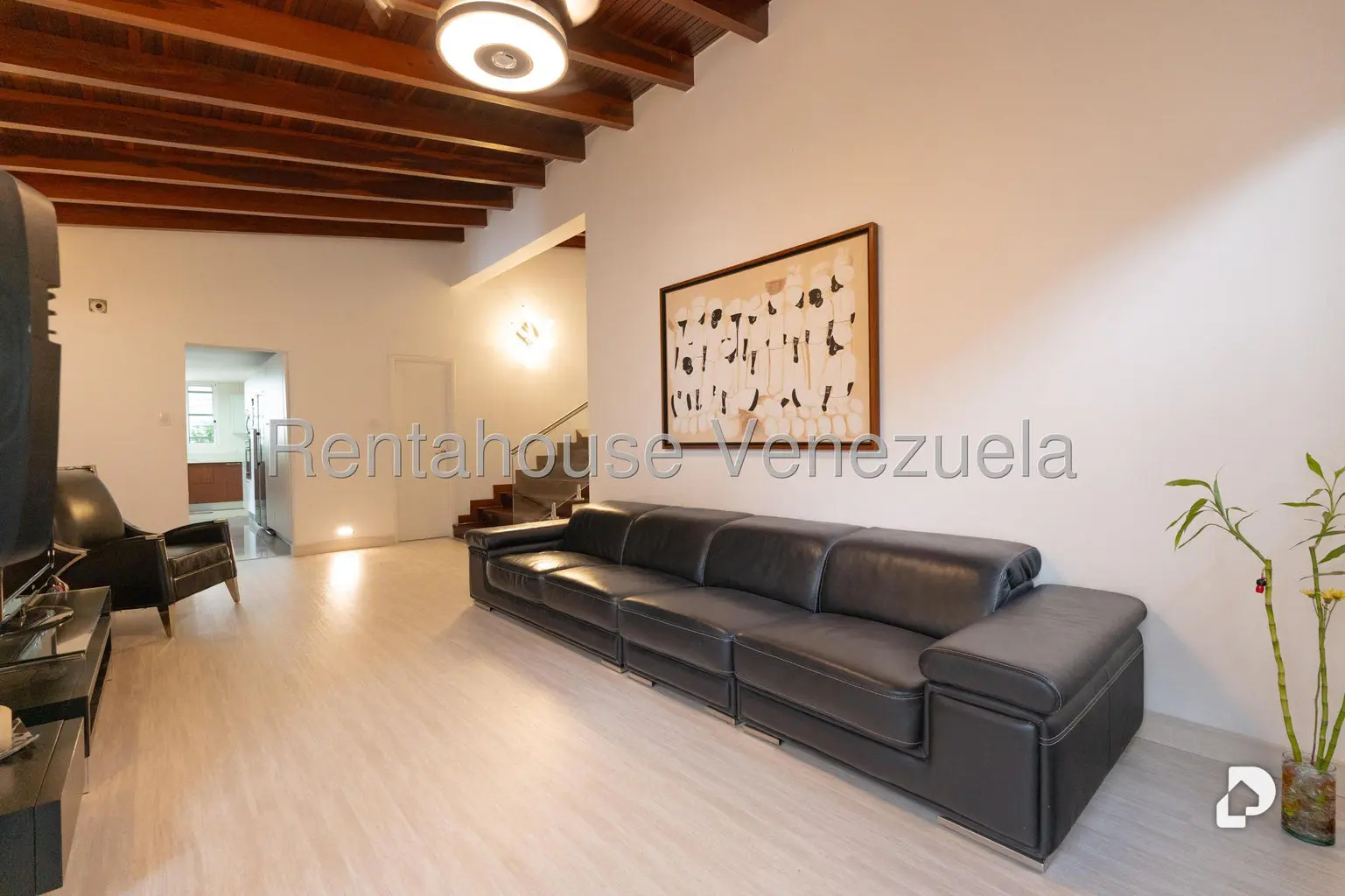 Casa en Santa Fe Norte, Caracas – 24