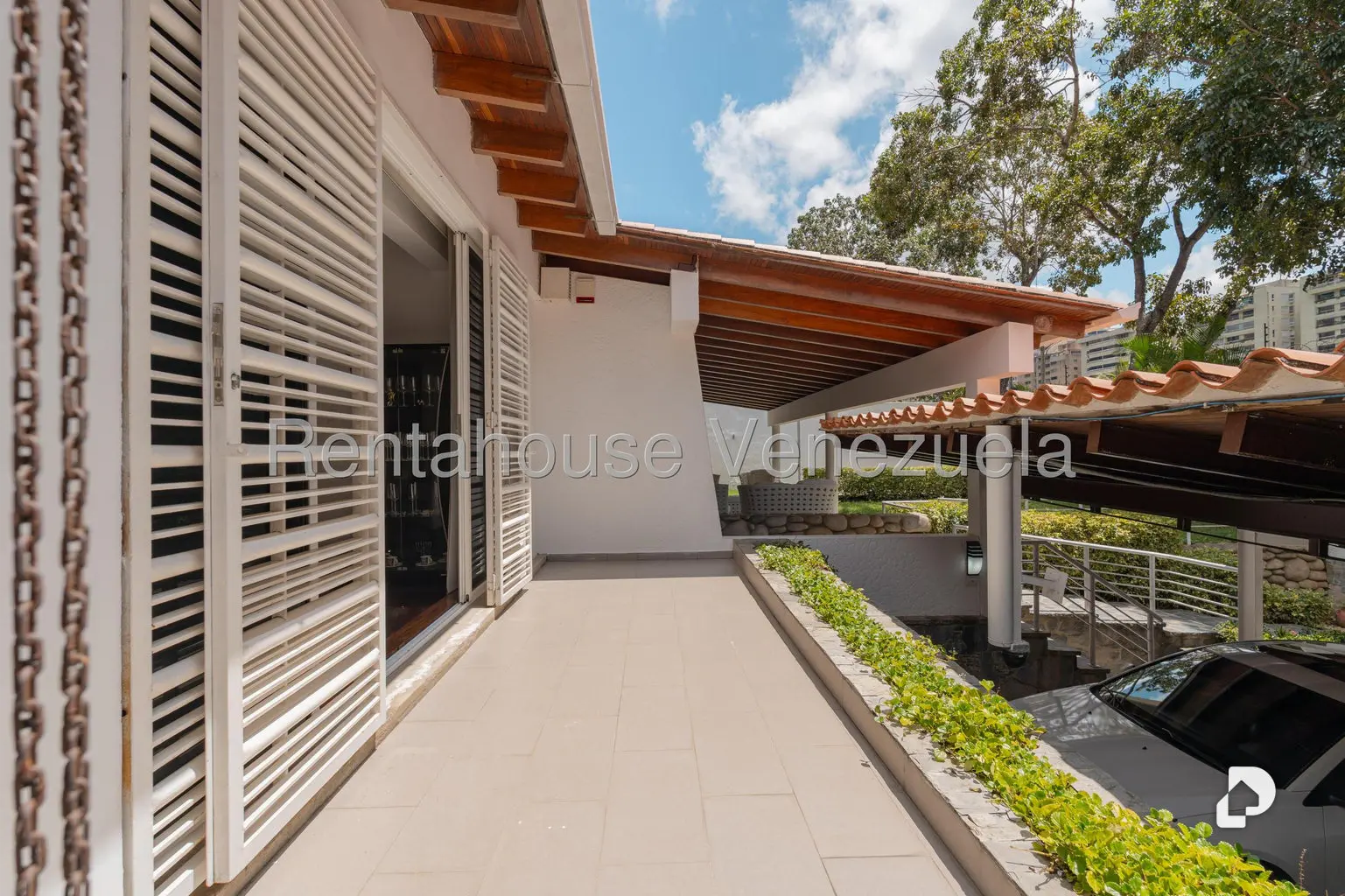 Casa en Santa Fe Norte, Caracas – 16