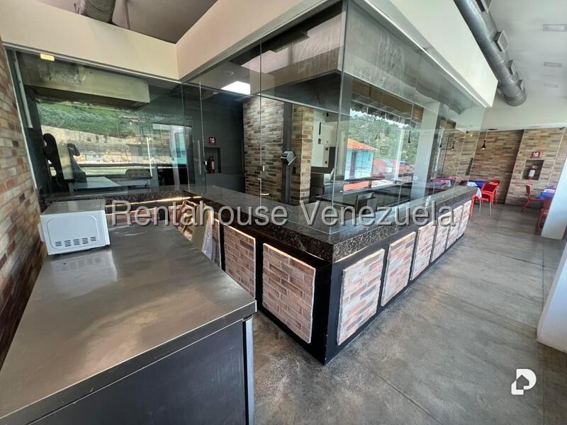 Local comercial en El Hatillo, Caracas – 23