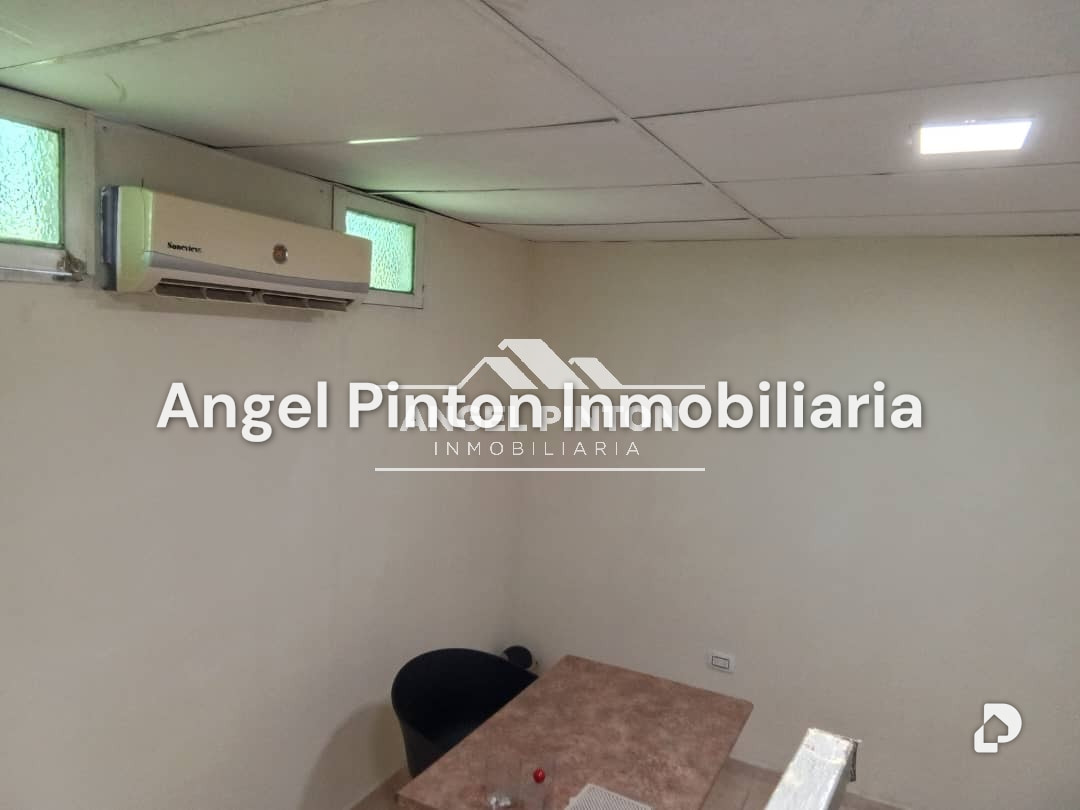 Oficina en Carrera 24, Barquisimeto – 3