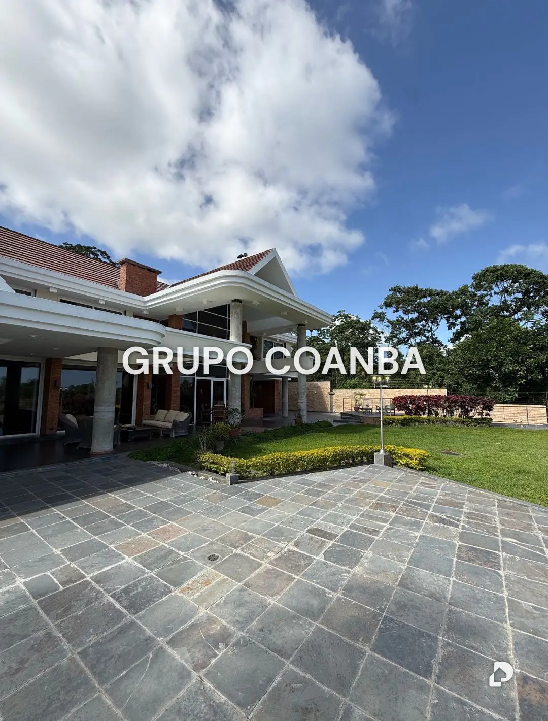 Casa en La Lagunita, Caracas – 2