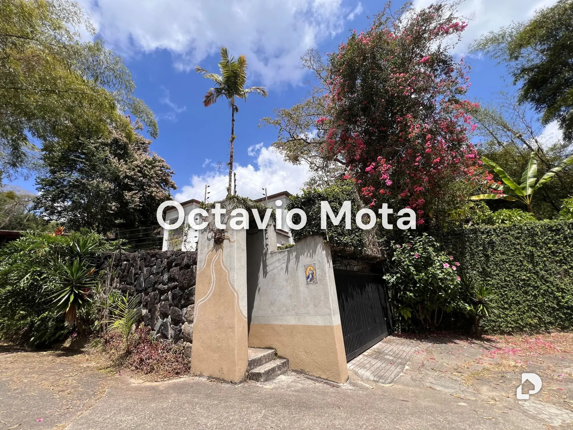 Casa en Oripoto, Caracas – 2
