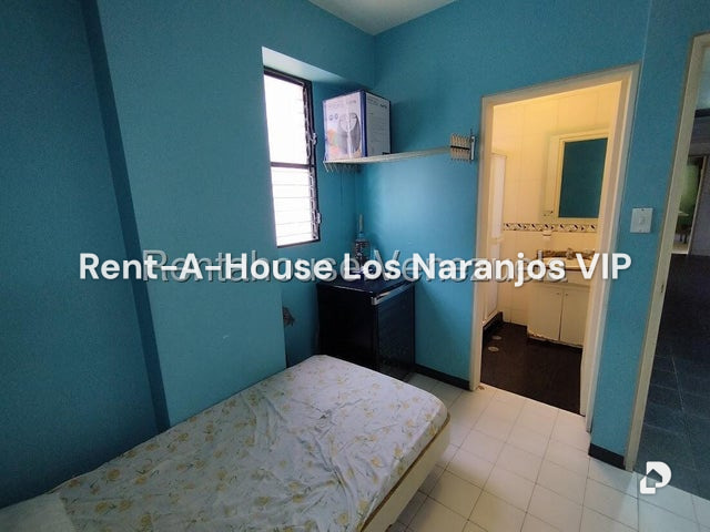 Apartamento en La Florida, Caracas – 12