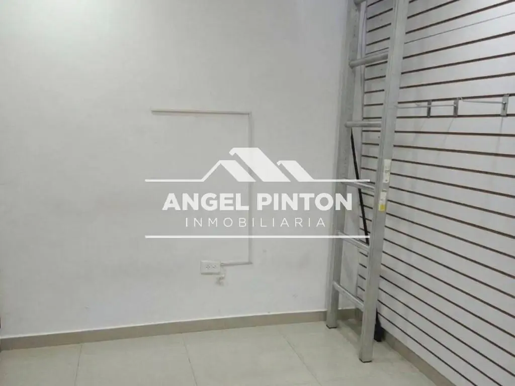 Commercial space in Maracaibo - 1