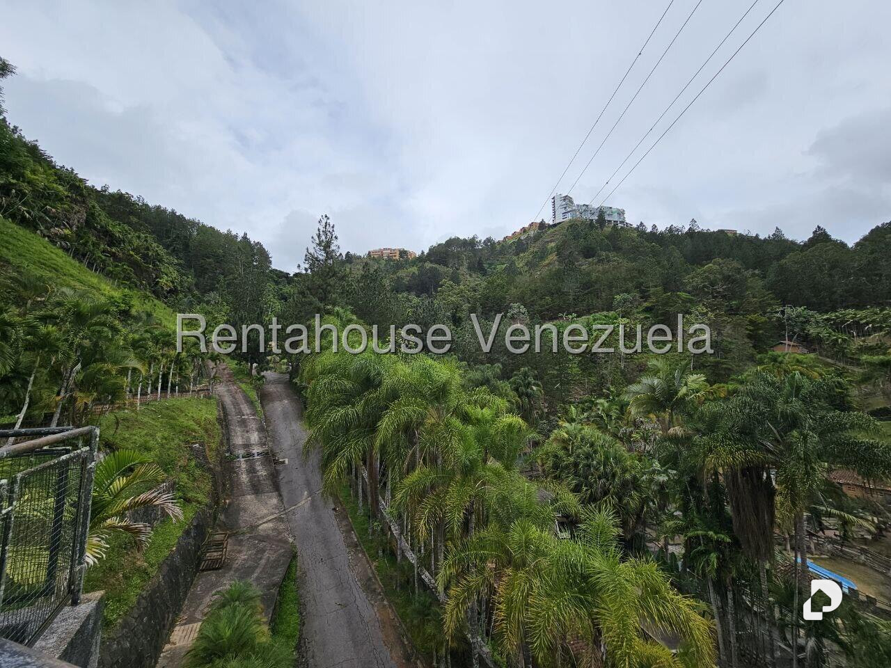 Edificio en Caicaguana, Caracas – 28