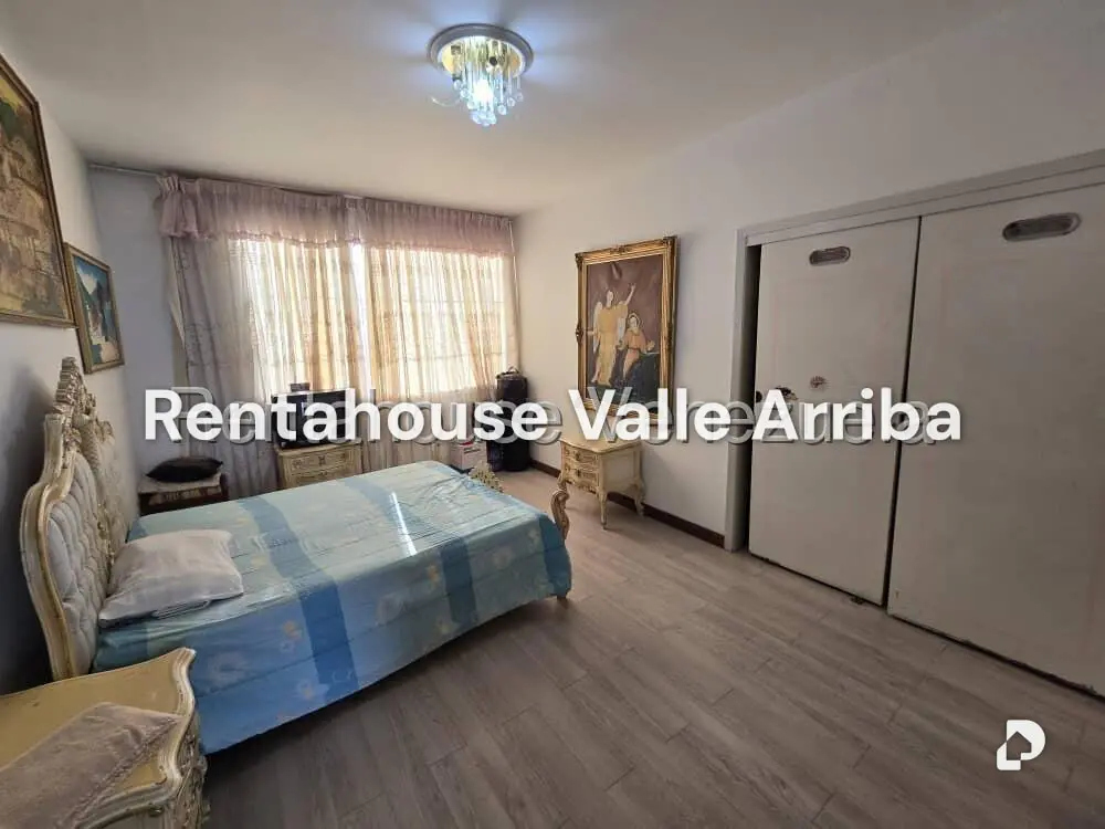 Casa en Vista Alegre, Caracas – 25